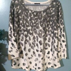 - A.n.a. gray animal print petite XL sweater
